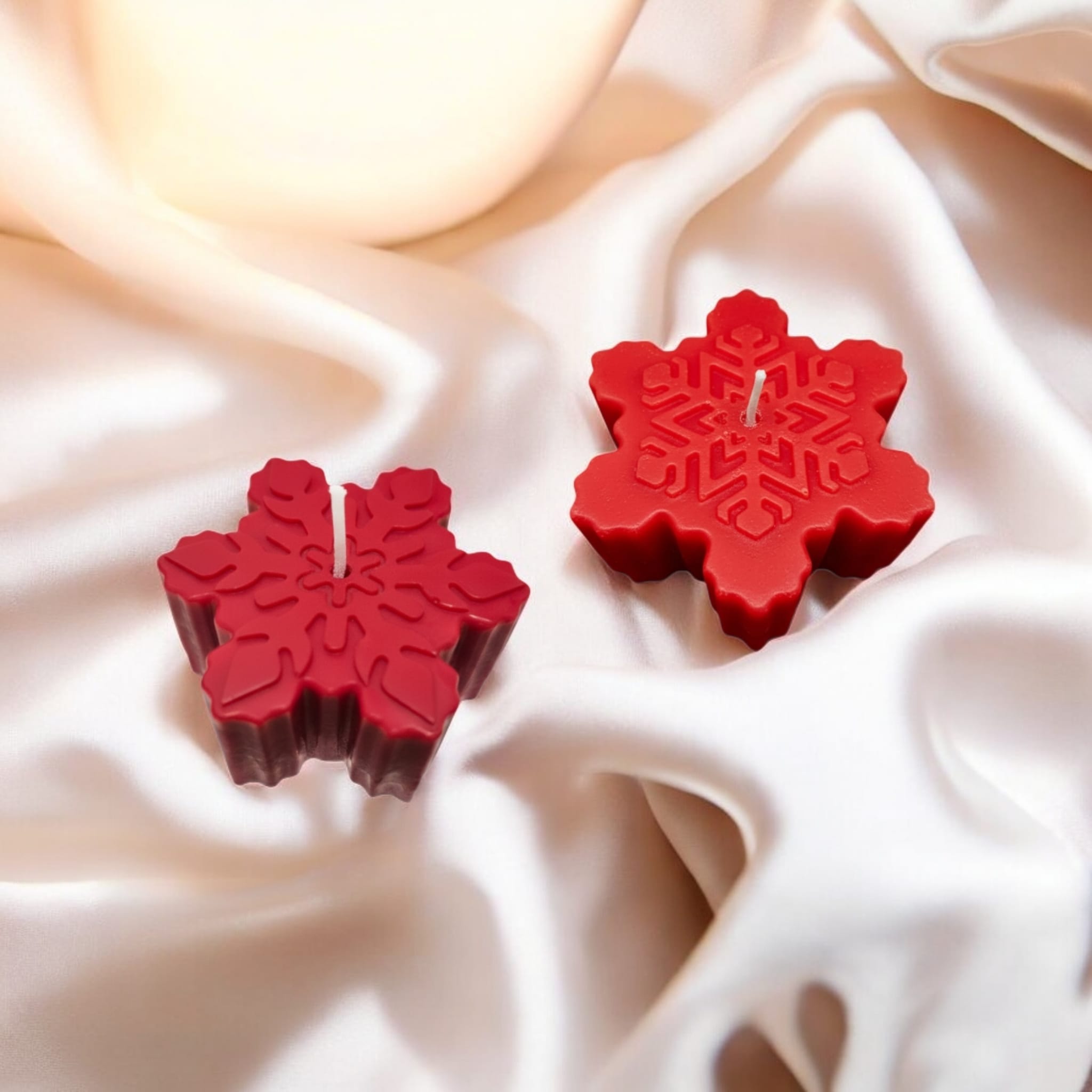 Snowflakes (2 in a set) Red